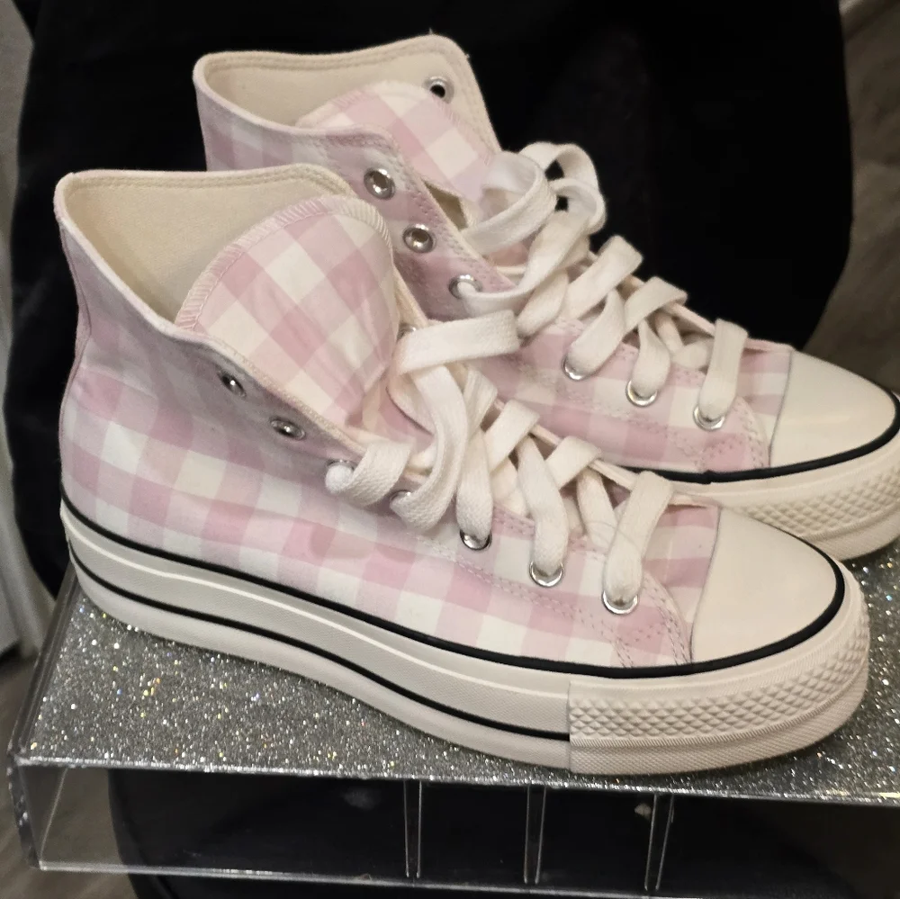 Converse Chuck Taylor All Star High Lift Platform Sneaker- Pink/White - Picture 10 of 14